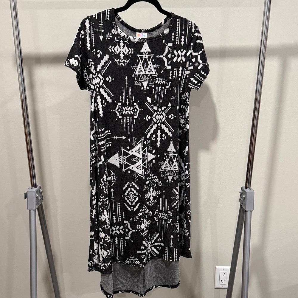 LuLaRoe Carly